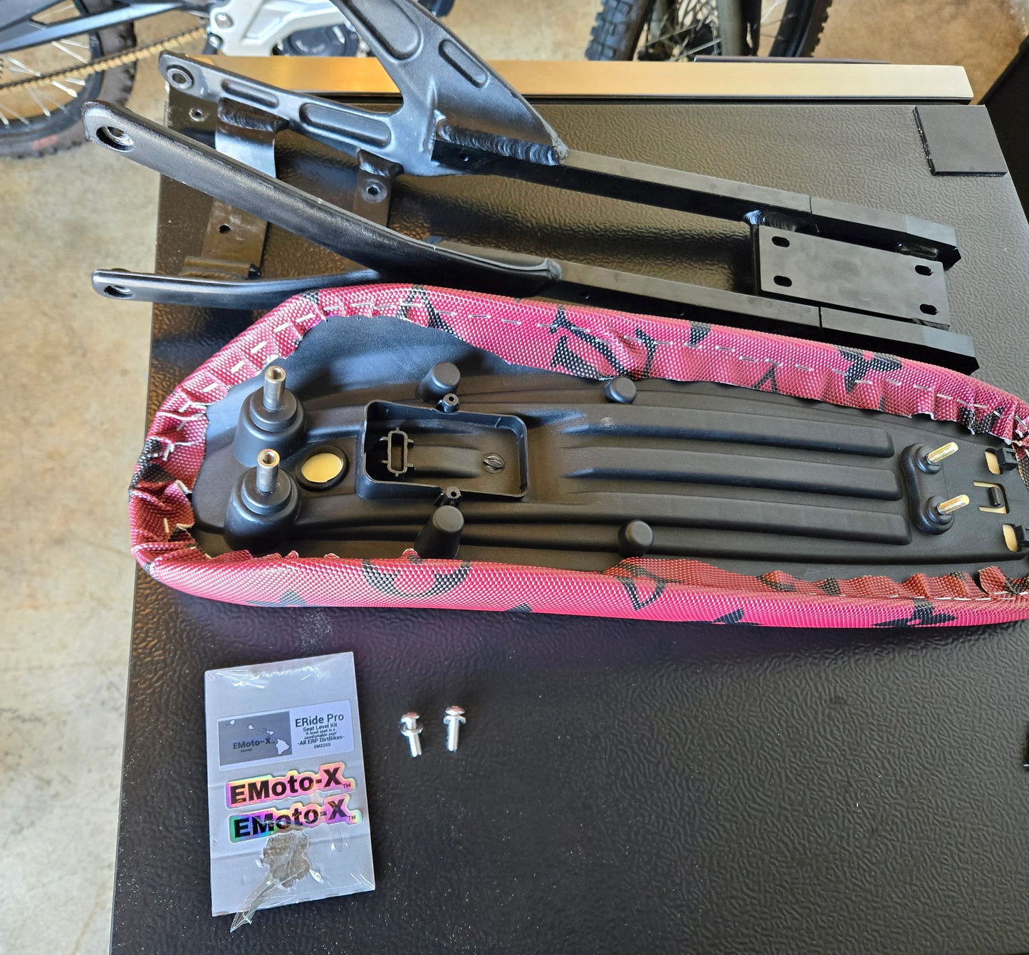 EMoto-X Racing-Sitzhöherlegungssatz für Surron, E Ride Pro & Rerode...Edelstahl